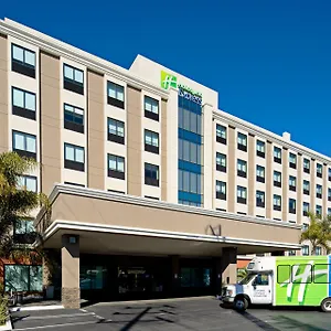 holiday-inn-express-los-angeles-airport.topanaheimhotels.com/