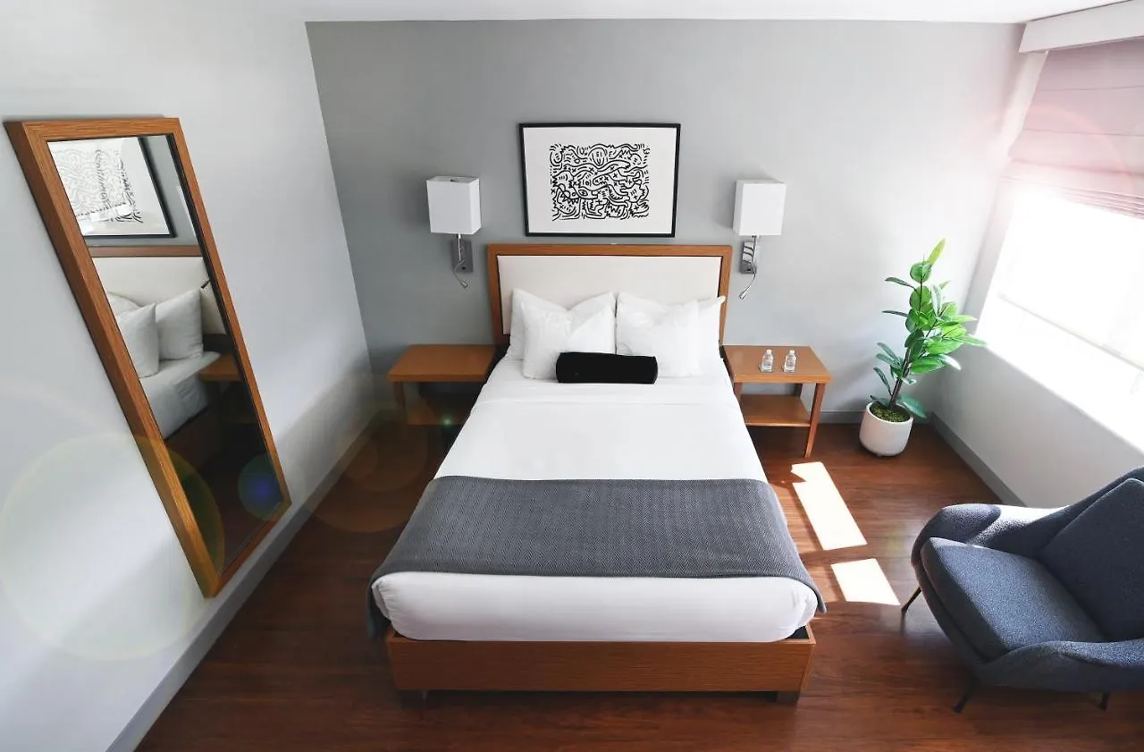Edge Hotel Washington Heights New York