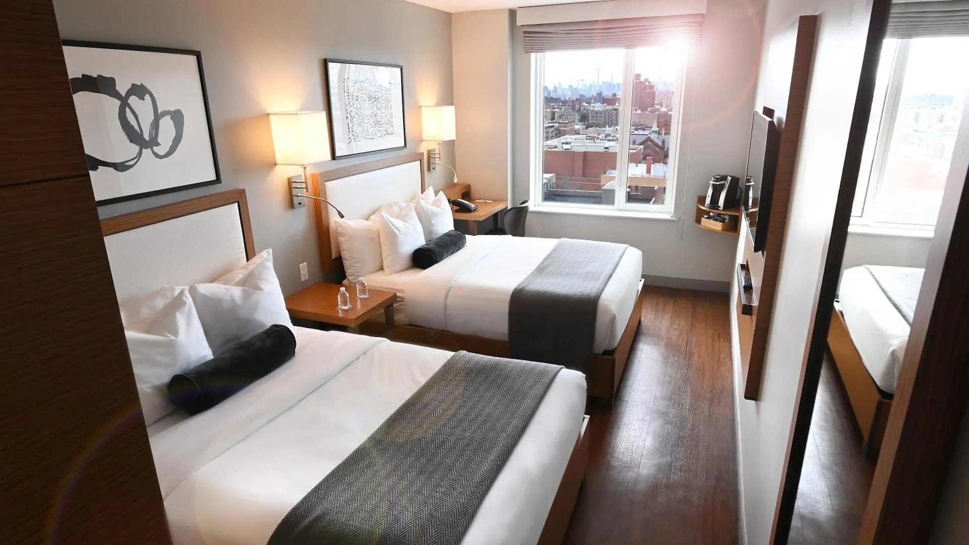 Edge Hotel Washington Heights New York